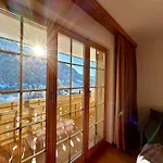 Marvelous Luxurious Furnished Flat With Outstanding Views Appartamento Rougemont