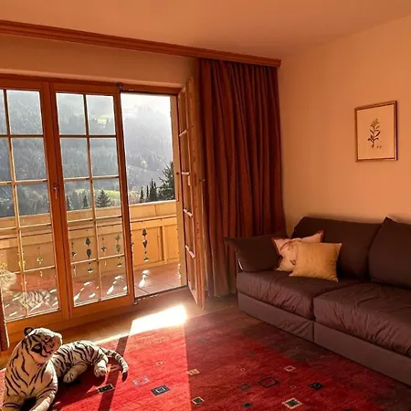 Marvelous Luxurious Furnished Flat With Outstanding Views Rougemont