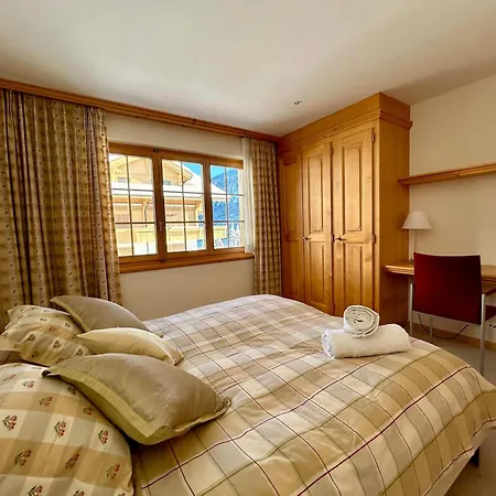Marvelous Luxurious Furnished Flat With Outstanding Views Rougemont