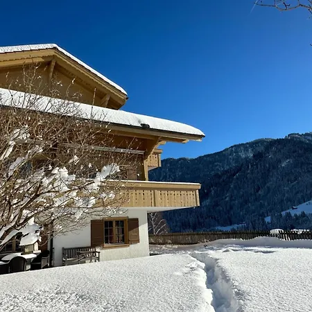 Marvelous Luxurious Furnished Flat With Outstanding Views Appartement Rougemont