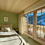 Marvelous Luxurious Furnished Flat With Outstanding Views Apartmán